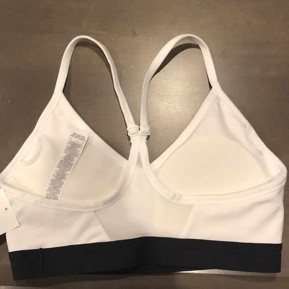 NIKE NWT Indy Sports Bra - Picture 8 of 8